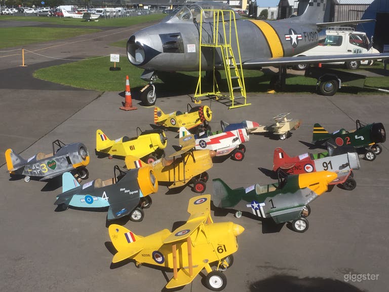  Outdoor Hangar Museum Apron 