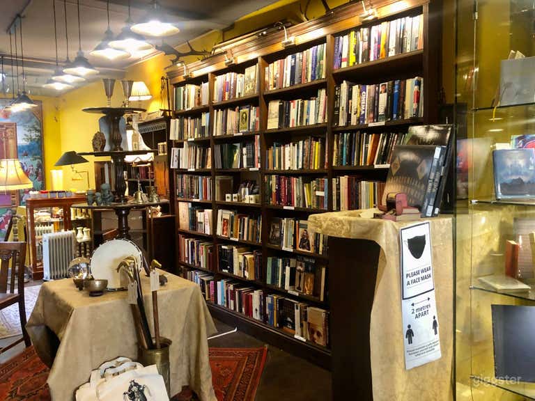 Magical Bookshop 