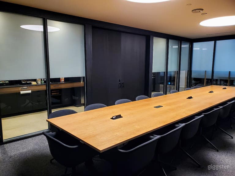  Creative Modern Boardroom (M1) in Los Angeles 