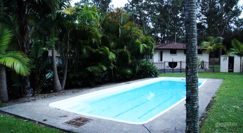 Motel Outdoor Pool Venue Photo 4