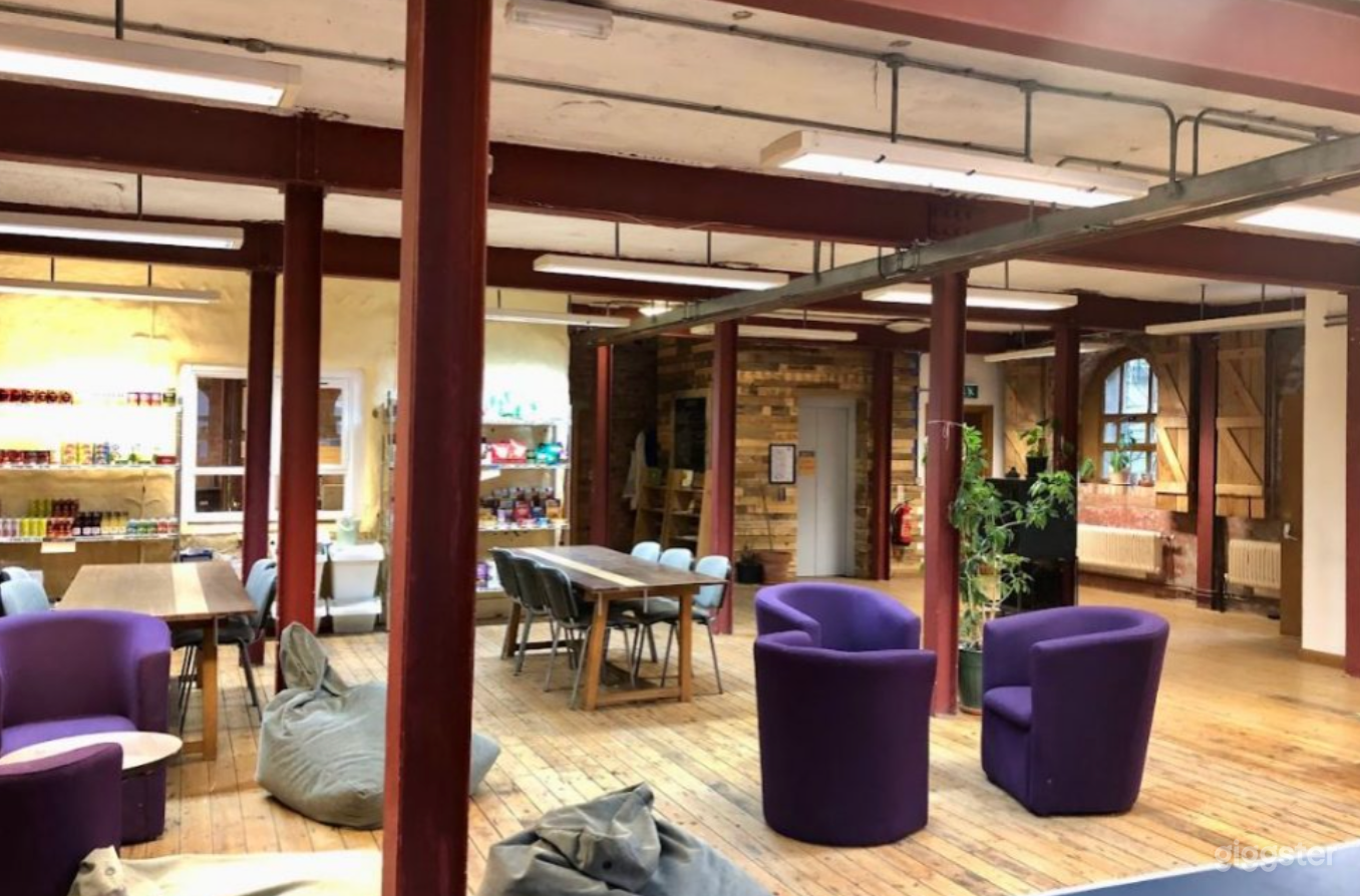 Unique Multiuse Space Photo 2