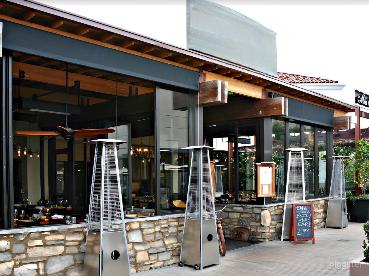 Modern Rustic Italian Restaurant &amp; Wine Bar &amp; Patio (Buyout) Photo 1