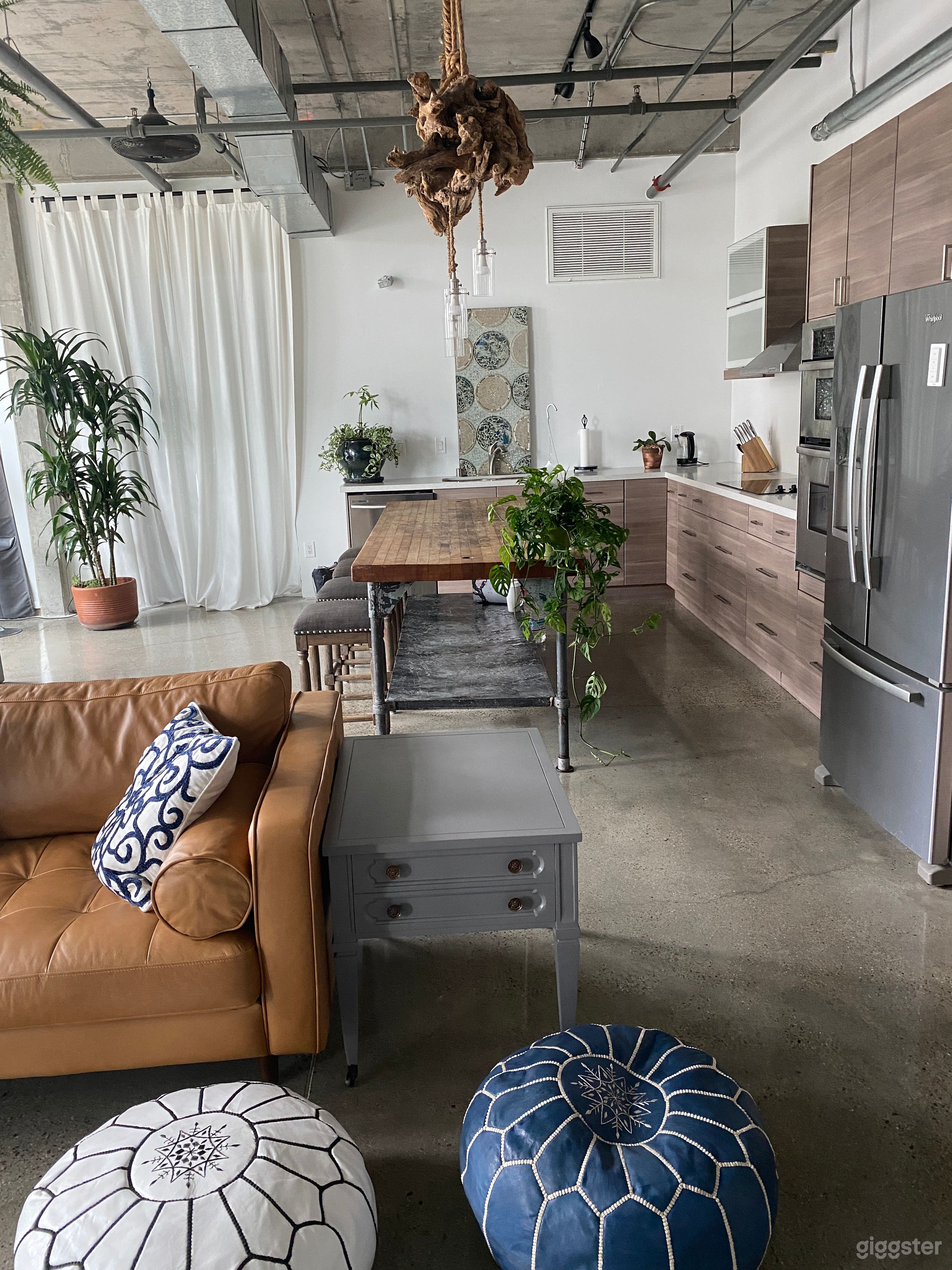 Fully functional kitchen