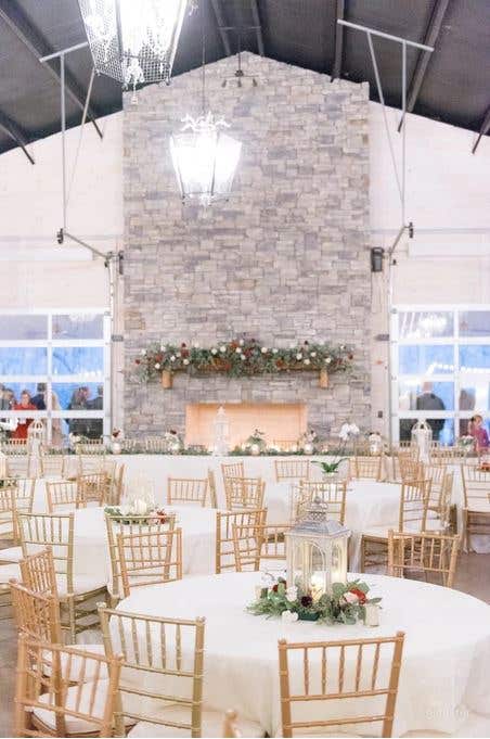 Rustic Venue with a Picturesque Meadow Backdrop  Photo 4