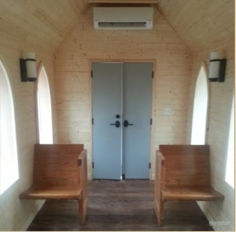 Tiny Chapel Weddings in Richmond Photo 4