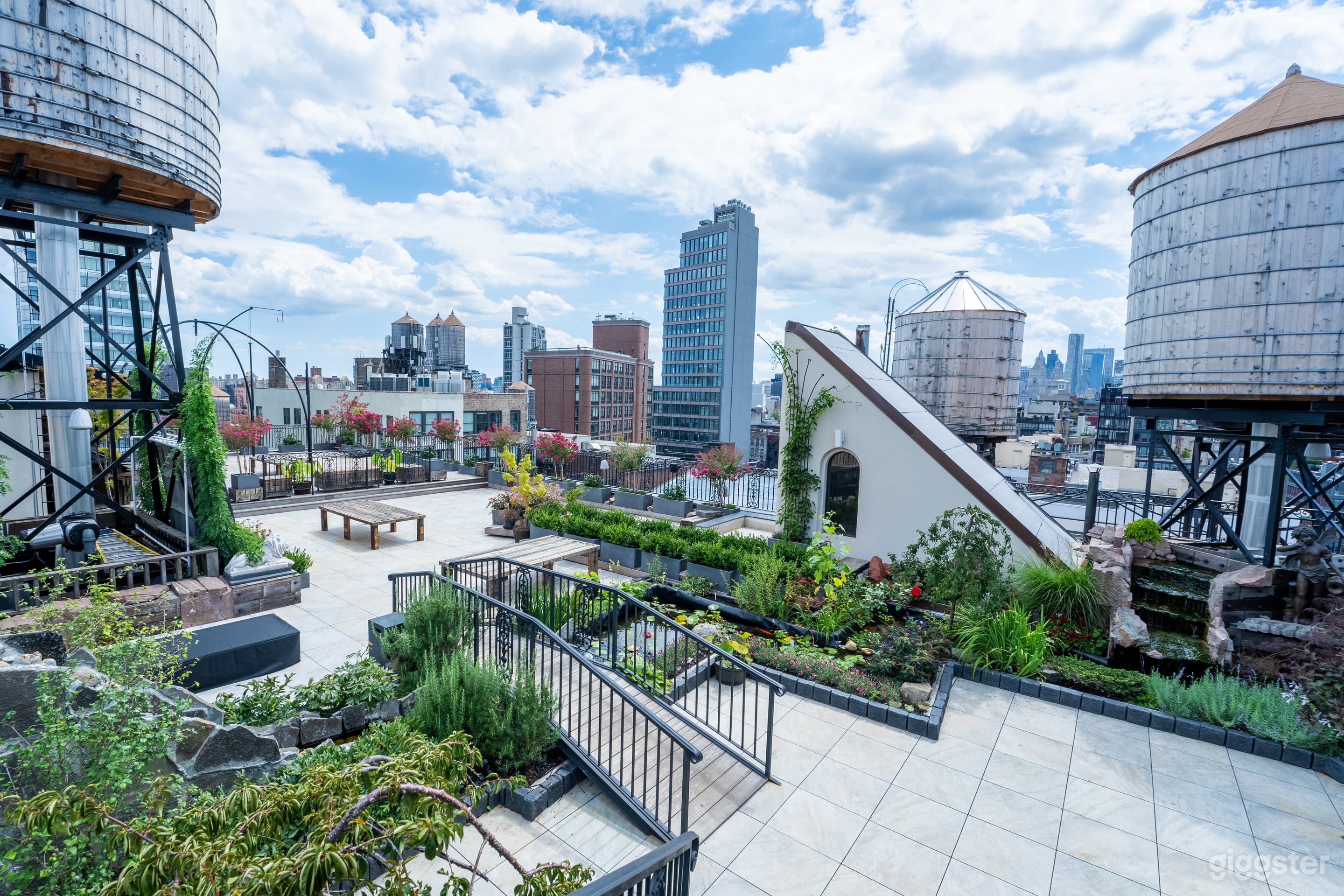 Downtown Rooftop Garden Oasis Photo 1