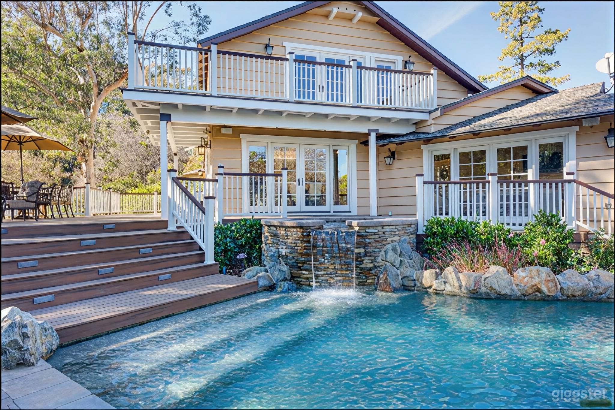 Charming Ranch Cottage with Lush Outdoor Setting Photo 2