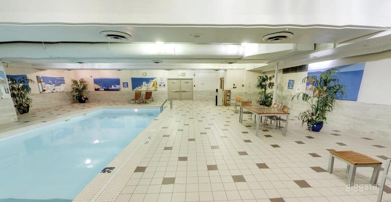  Spacious Indoor Pool in Edmonton 