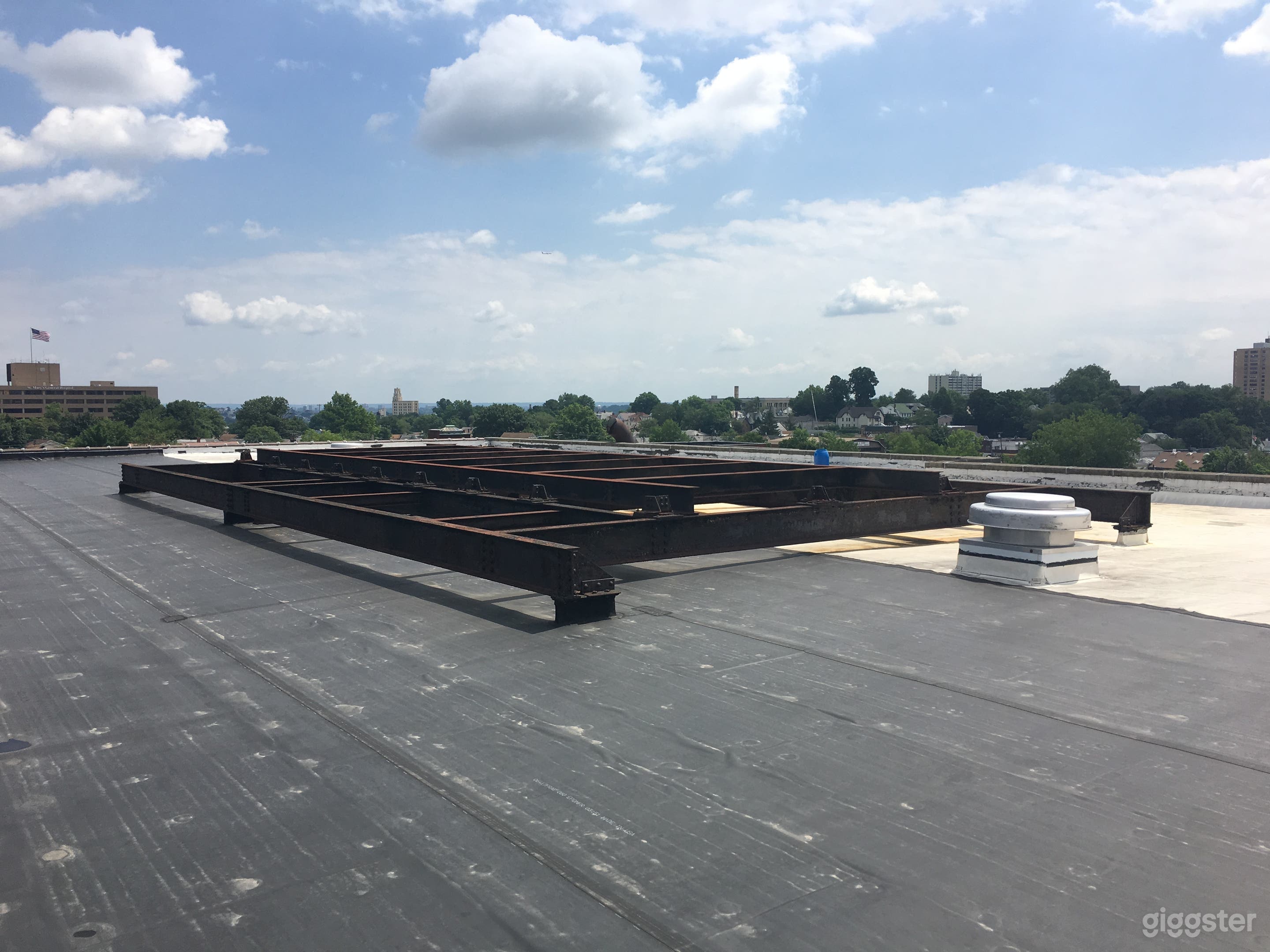 Awesome Industrial Rooftop &amp; Exteriors Photo 4