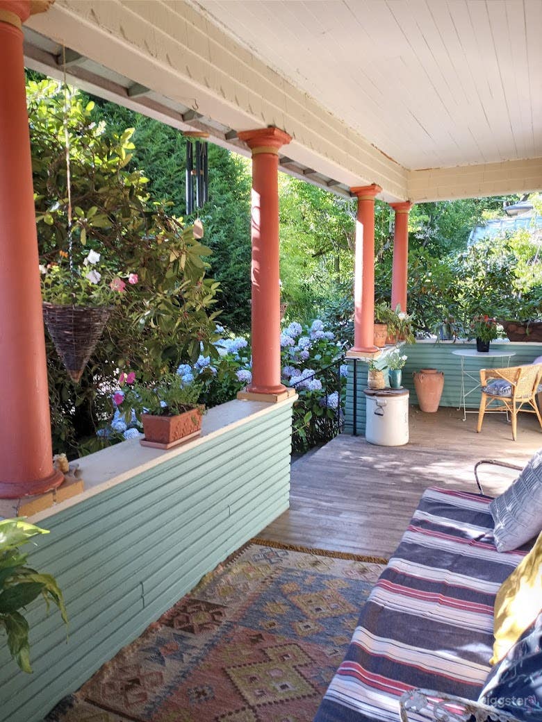 Front porch 25' x 7'