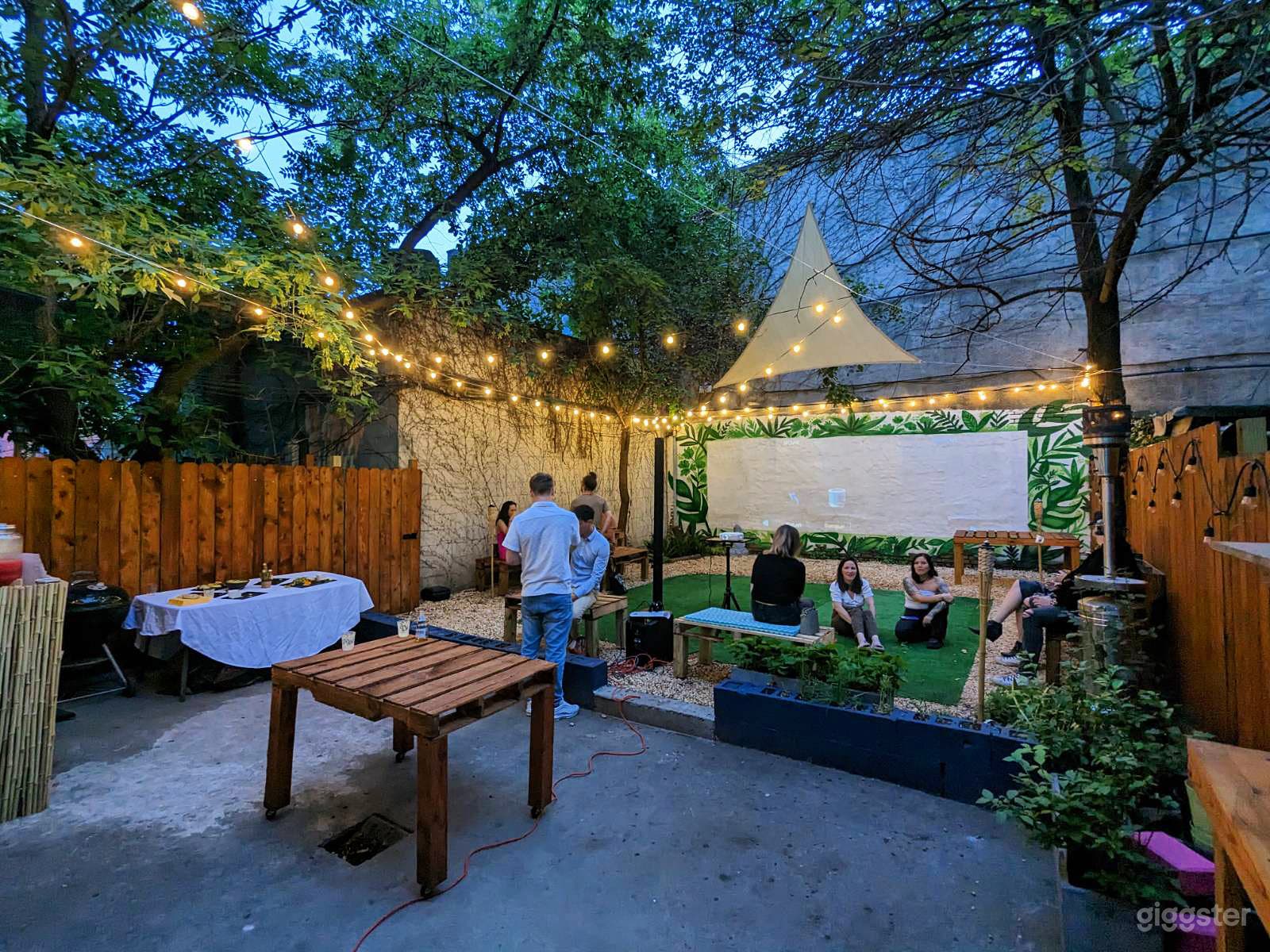 Hidden Gem Garden  Photo 4