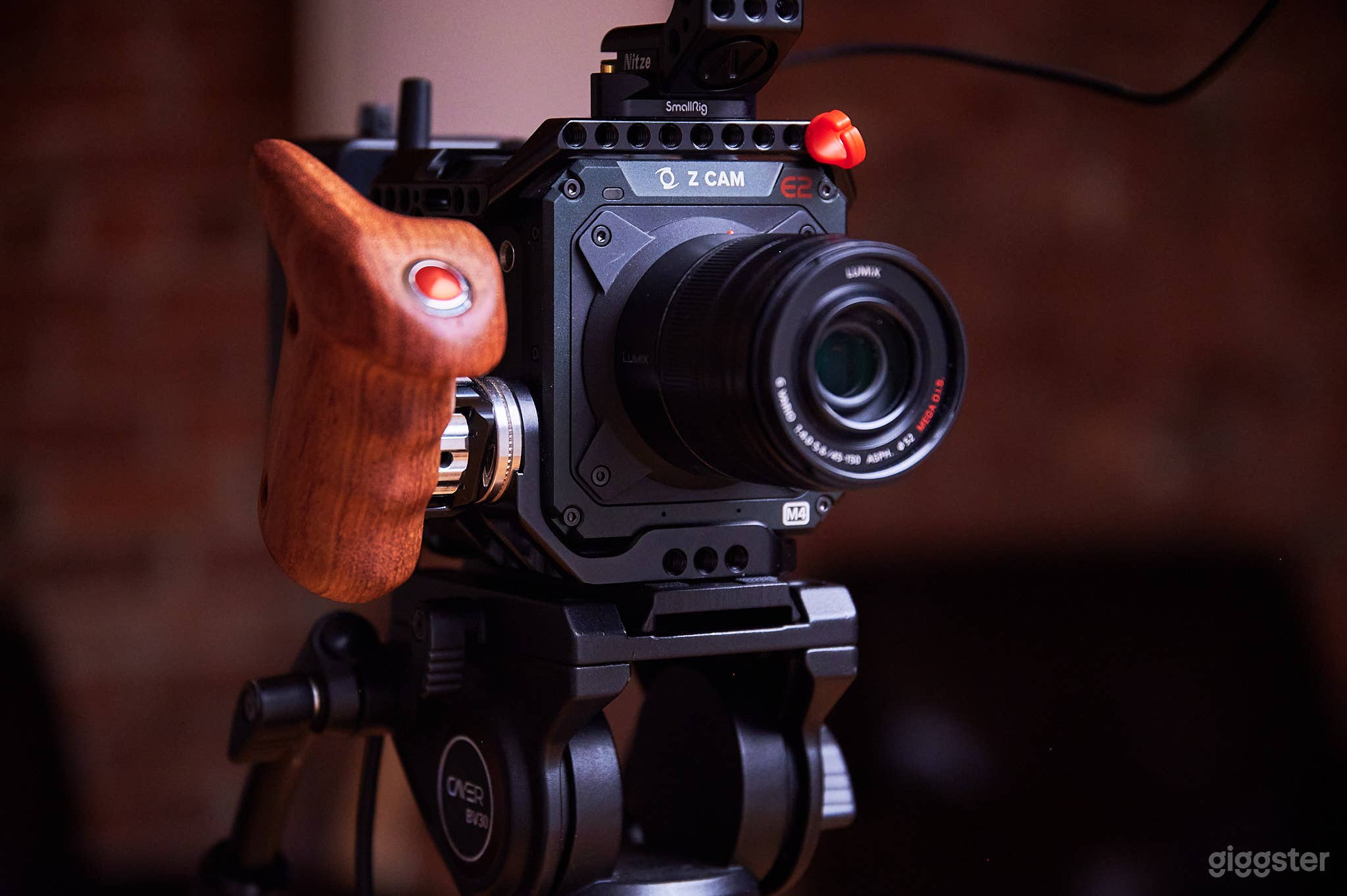 Downtown with a Lofty Creative Vibe Photo 4