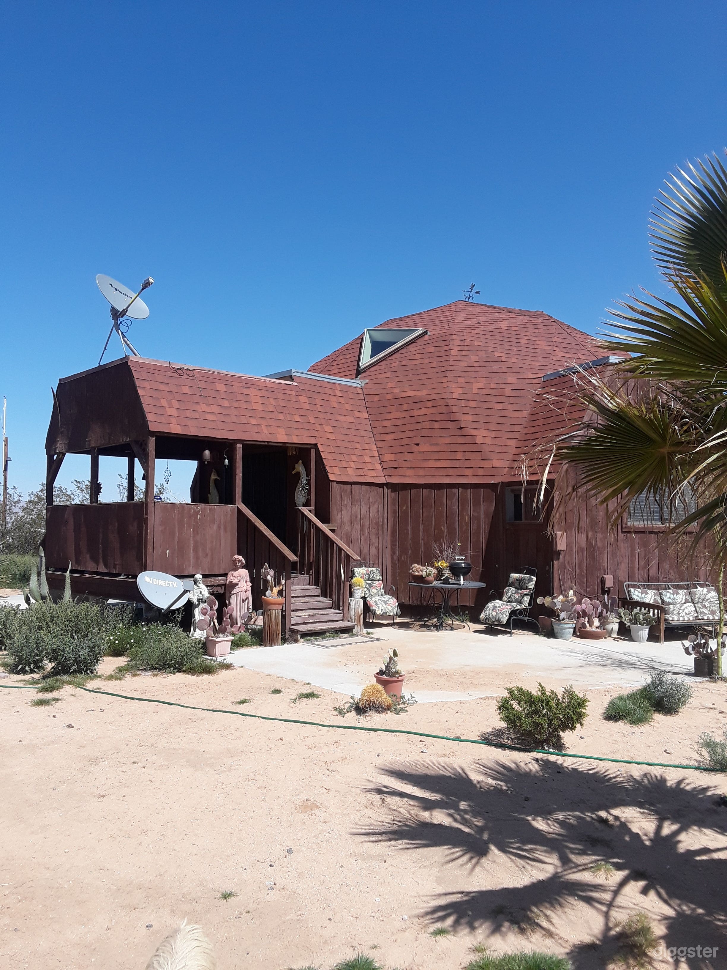 The Dome house  Photo 2