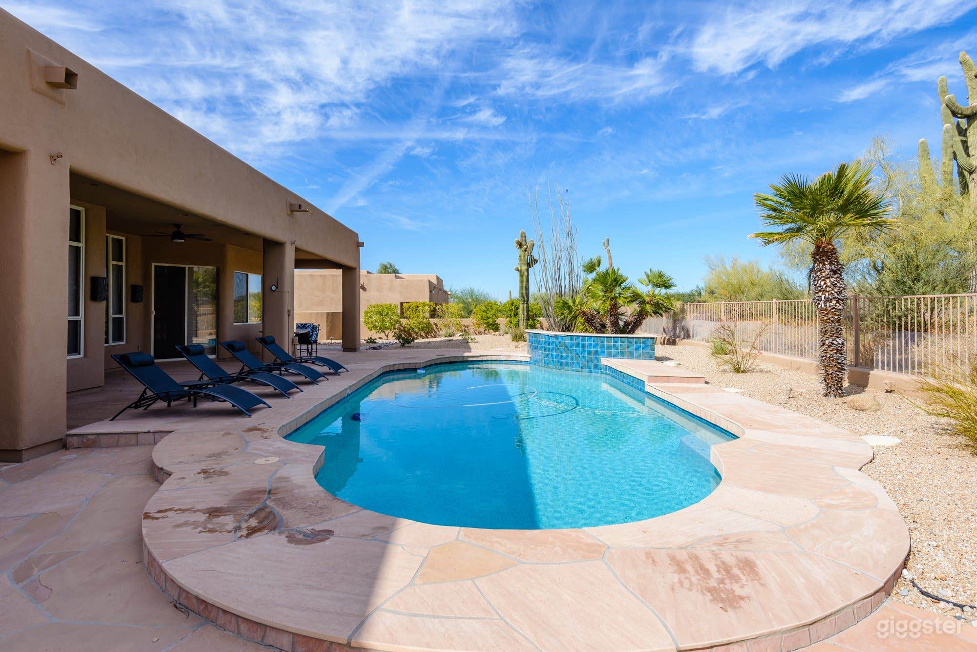 Casa Monument  Photo 3