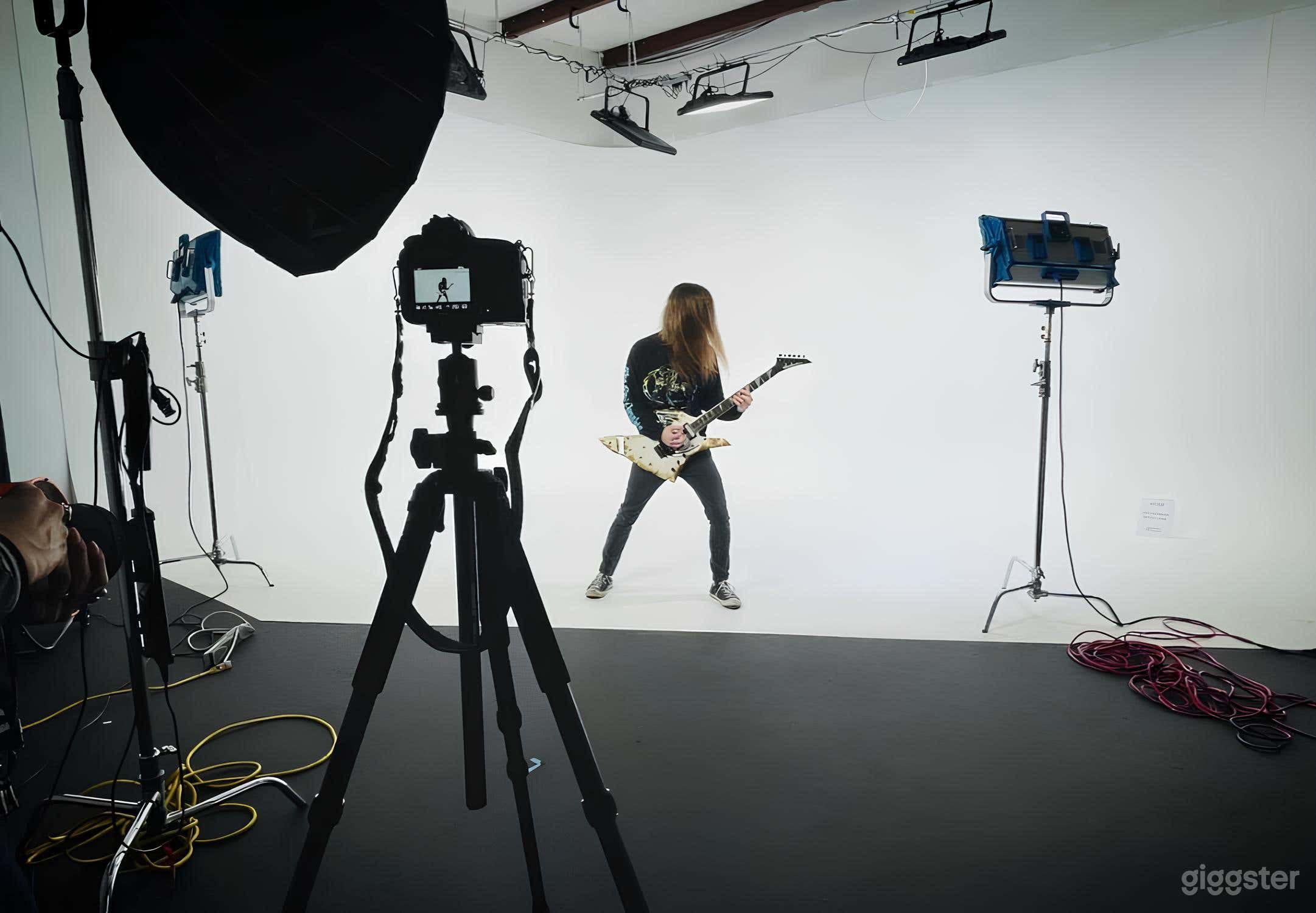 Photography/Video Rental Studio  In Tampa Photo 2