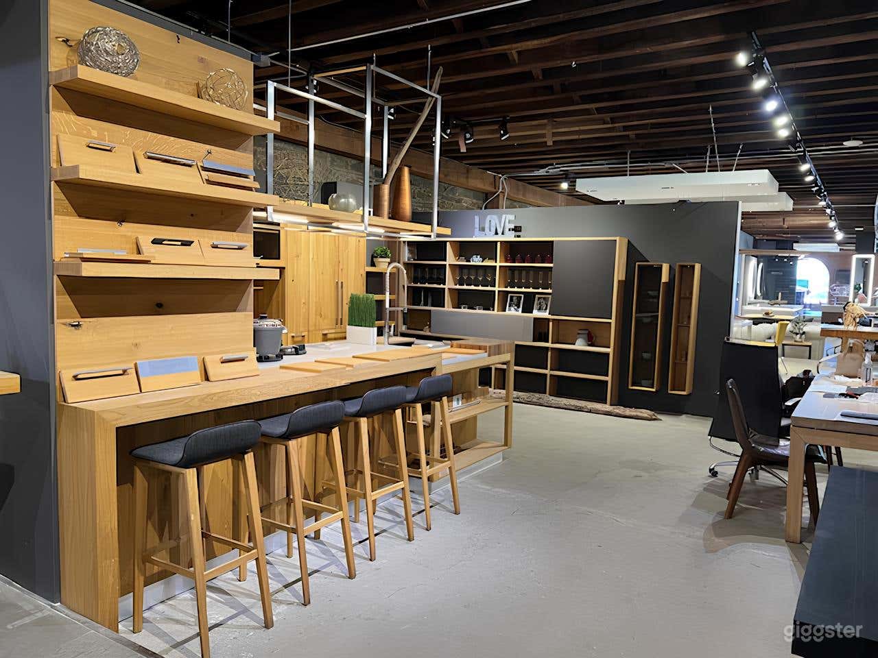 Studio Kitchen Haven with Multiple sets (Buyout) Photo 3