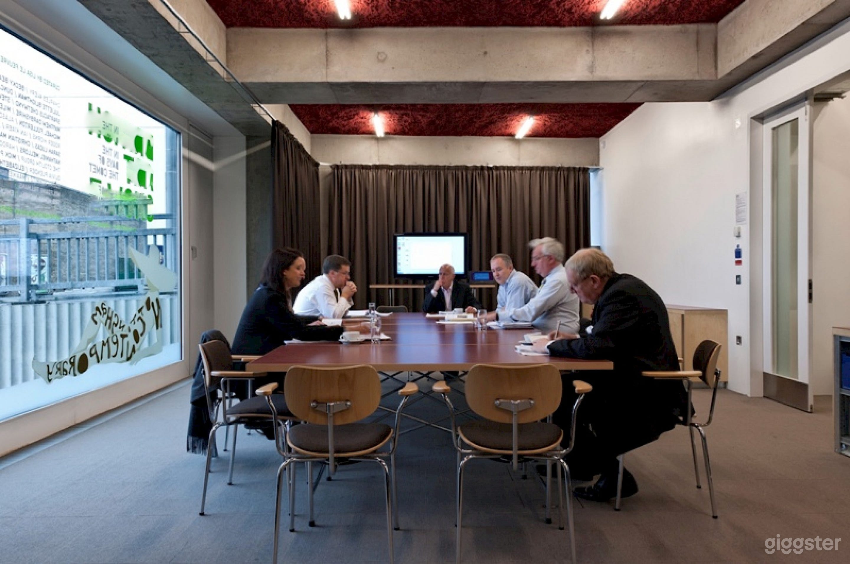 Meeting Room Photo 2