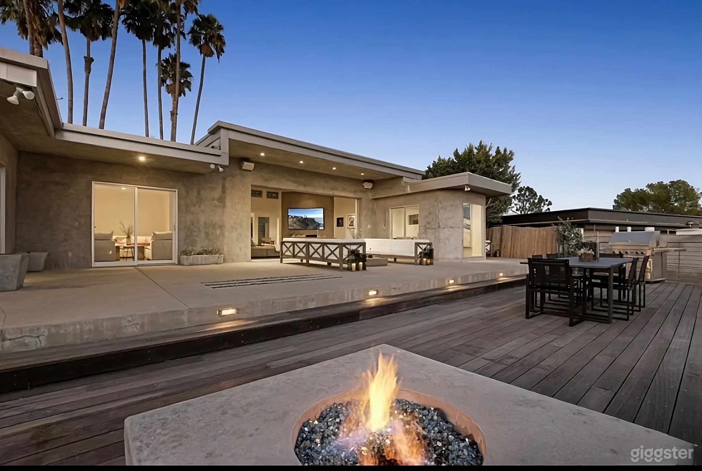 Skyline Terrace Retreat – Hillside Backyard with City Views Photo 1