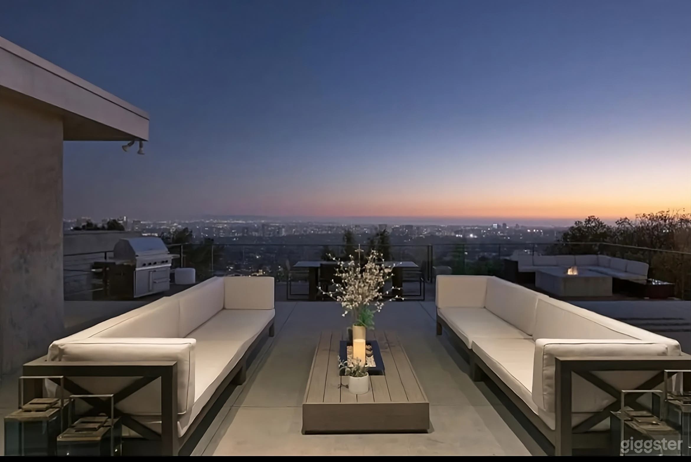 Skyline Terrace Retreat – Hillside Backyard with City Views Photo 2