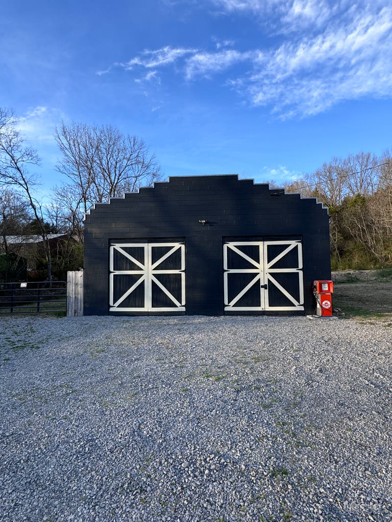  Multi Set compound (Airstream, Pool, Barn) 