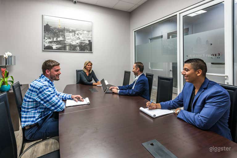  Conference Room in Hollywood 