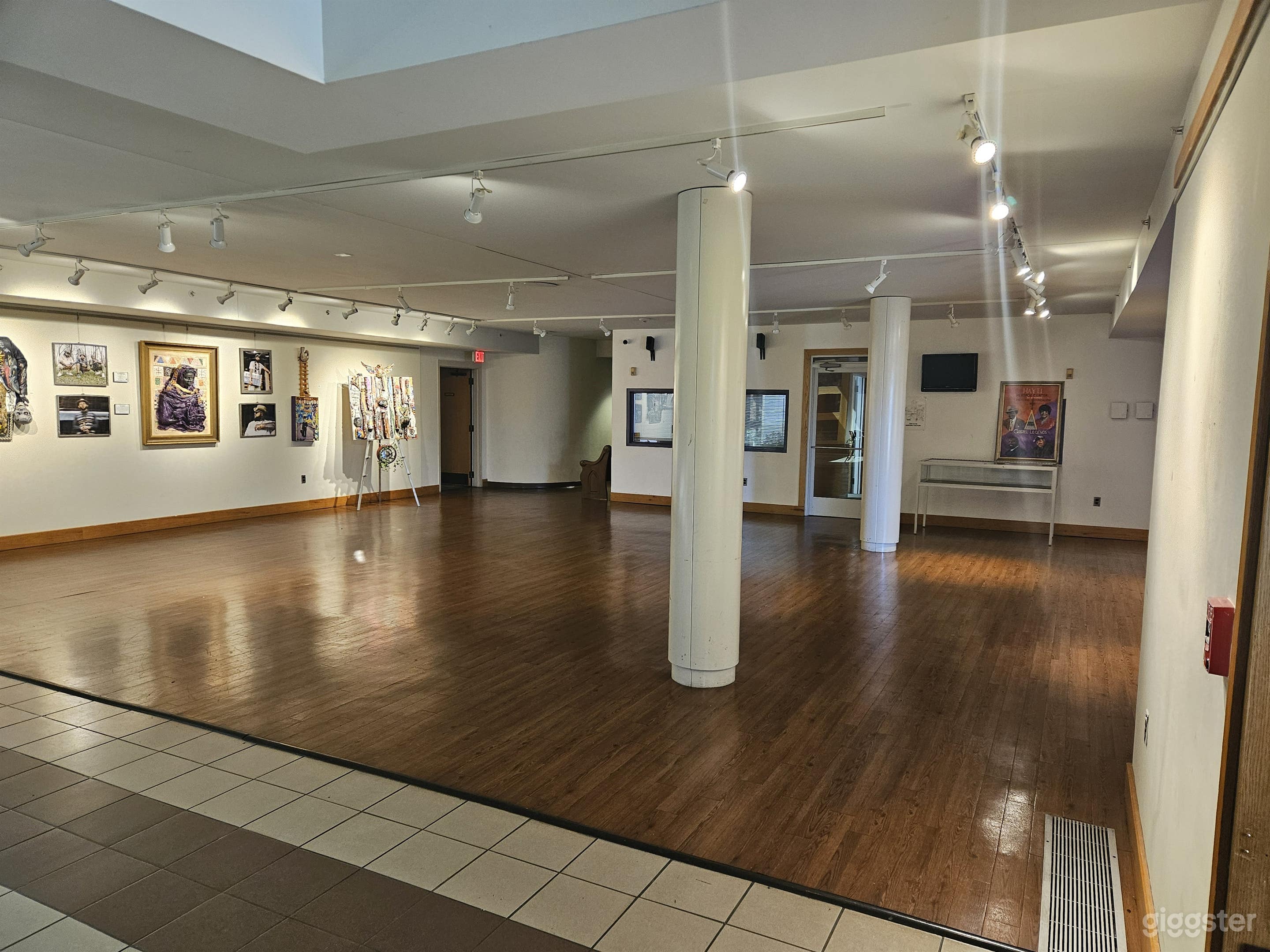 The Art Gallery Photo 2