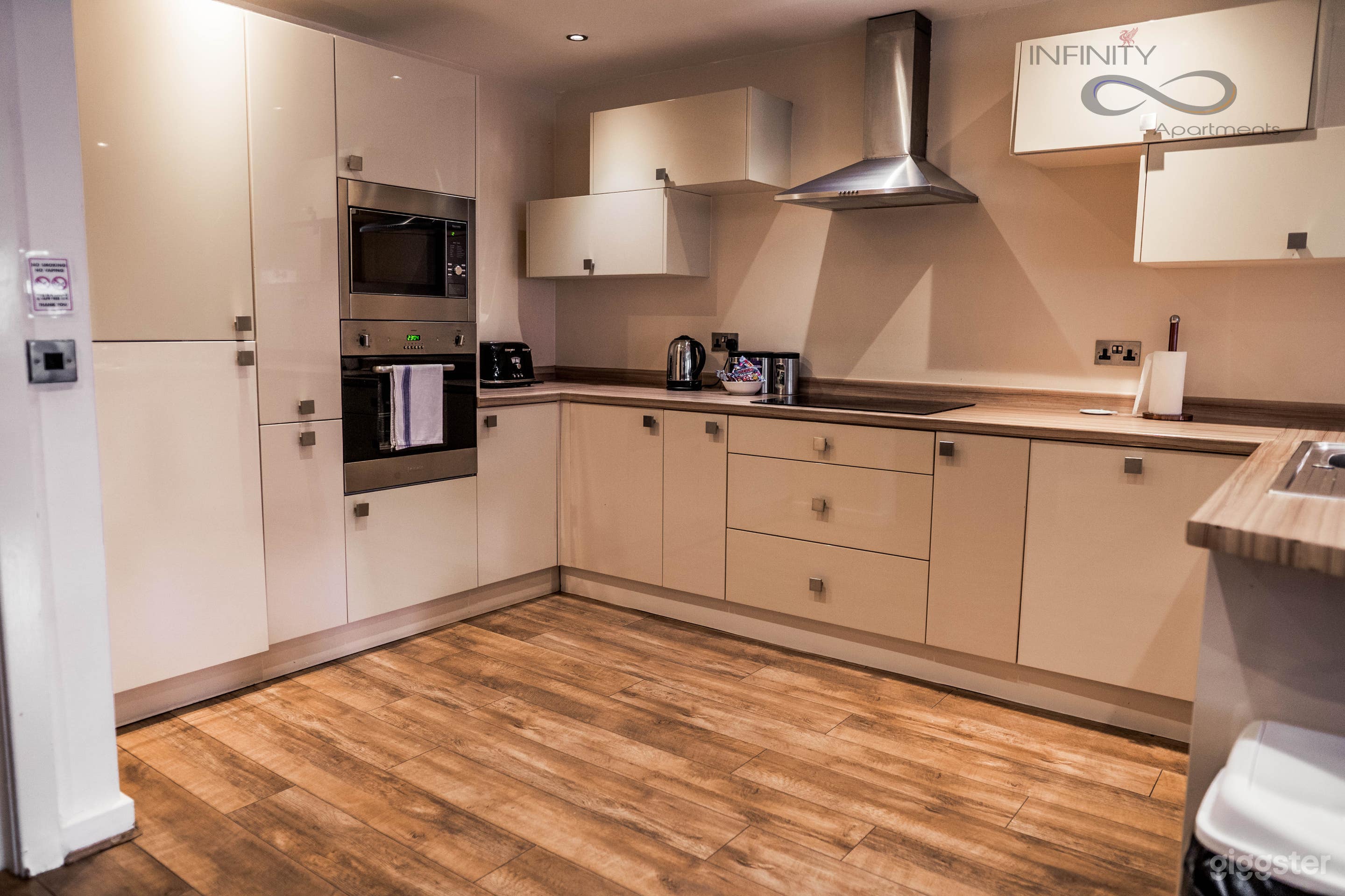 Unique Duplex Penthouse - V12 Photo 2