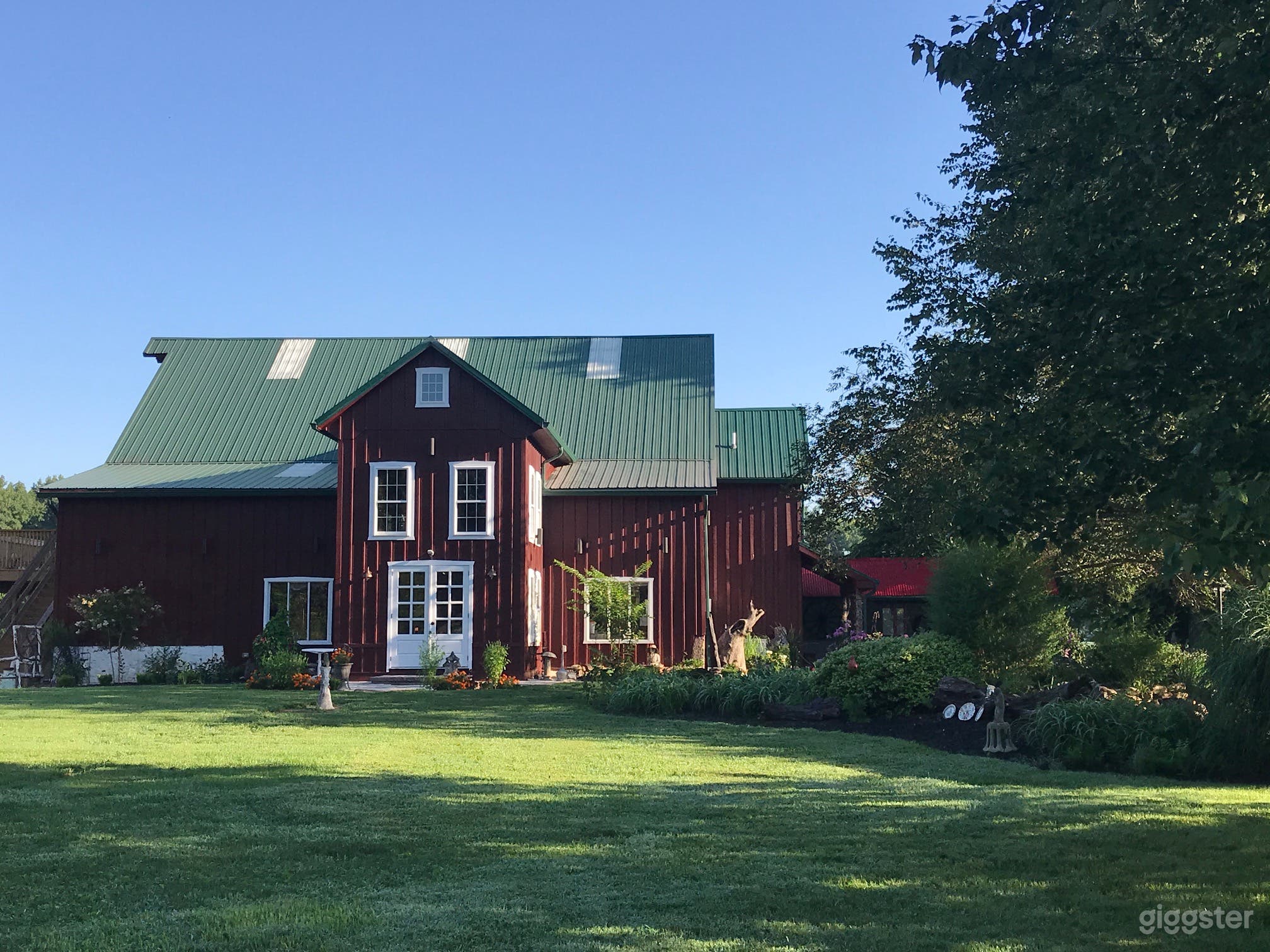 Rustic Barn Event Venue Photo 1