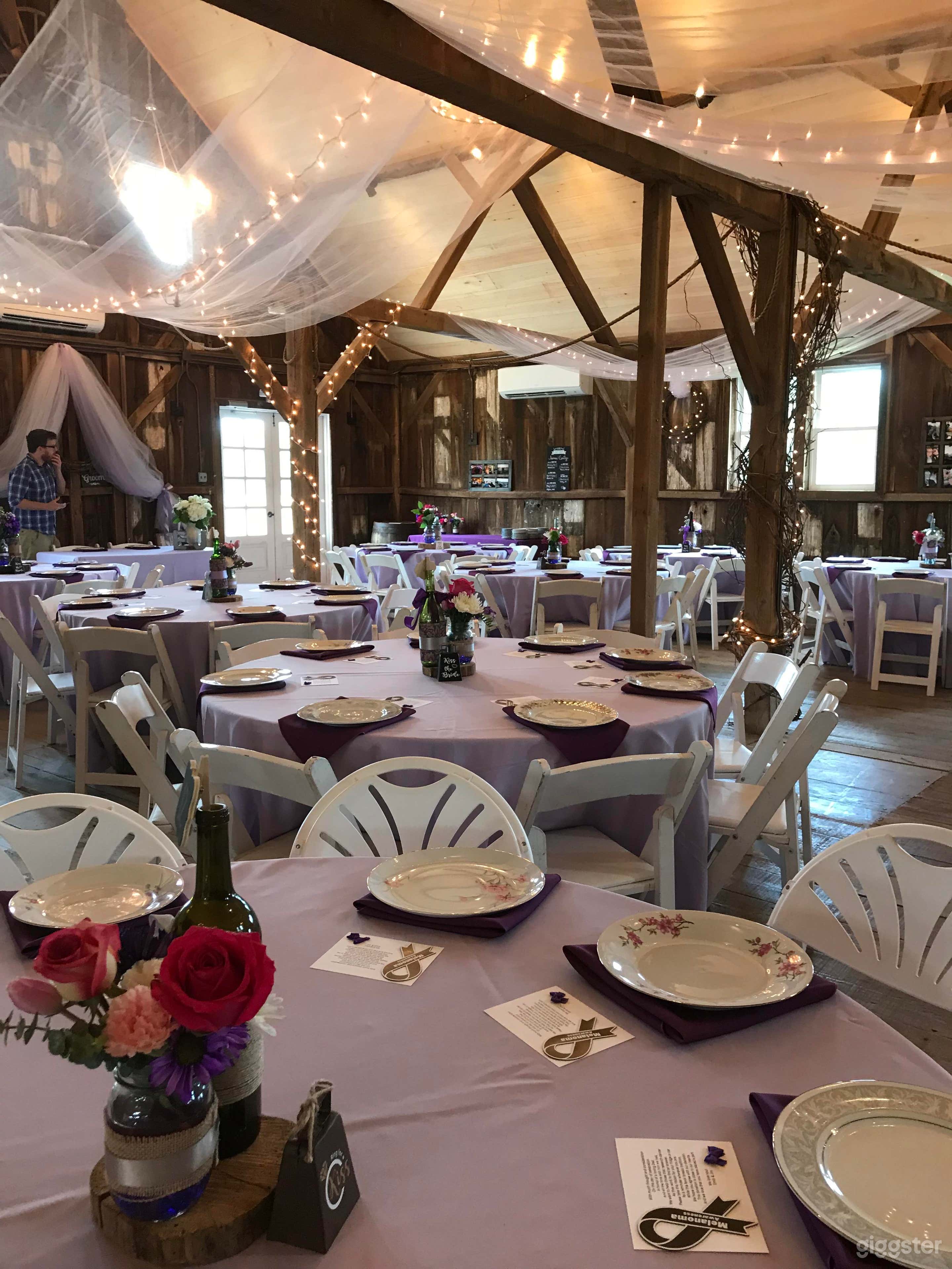 Rustic Barn Event Venue Photo 4