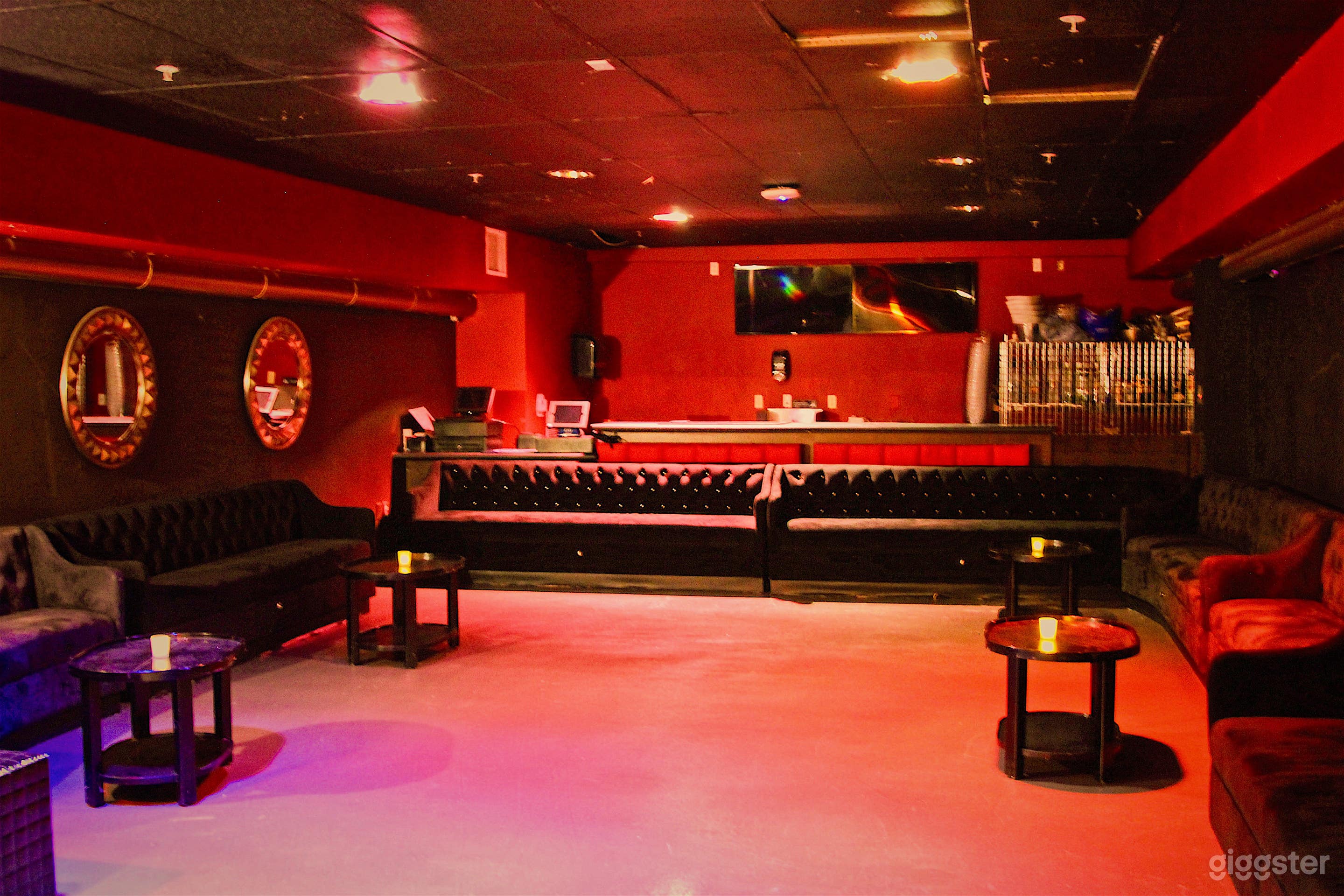 Historic Hollywood Theater Photo 4