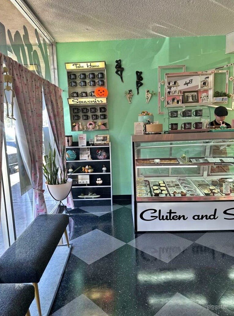 Vintage 1950s/60s Bakery  Photo 4