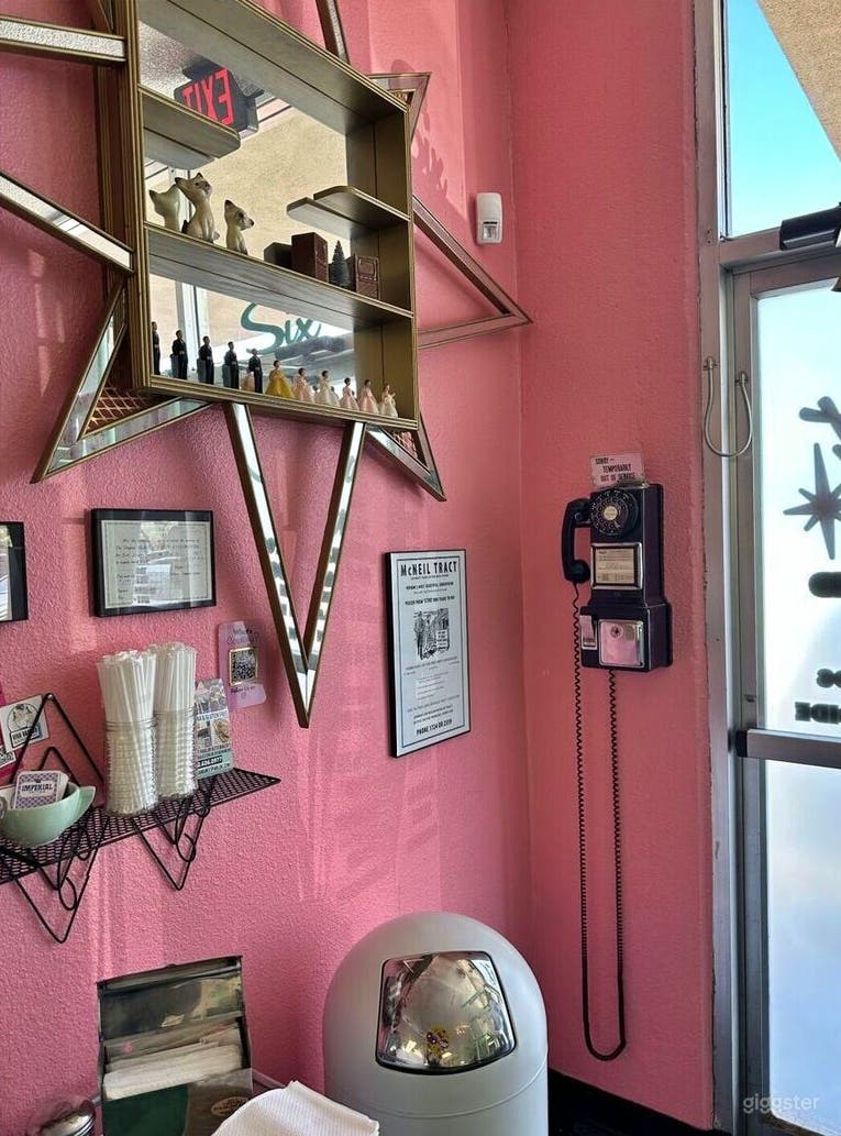 Vintage 1950s/60s Bakery  Photo 1