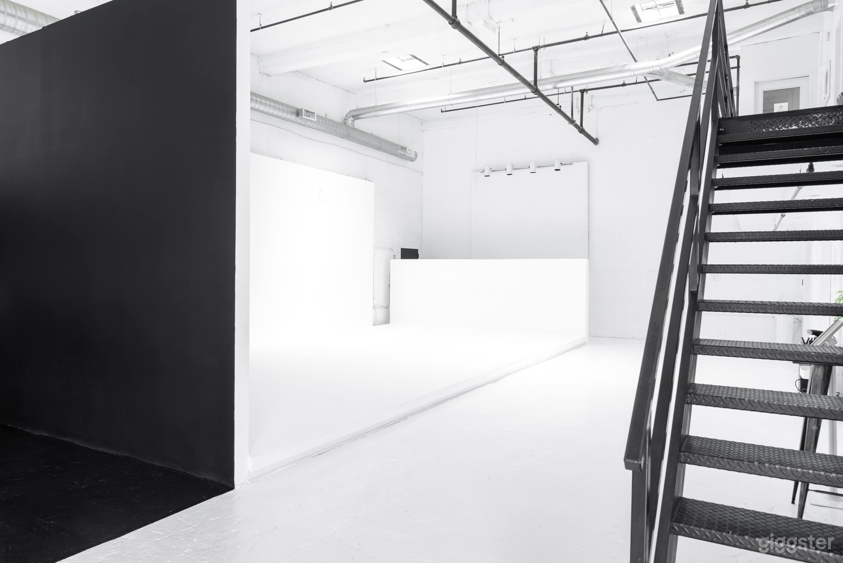 Flexible White Production Studio Space  Photo 3