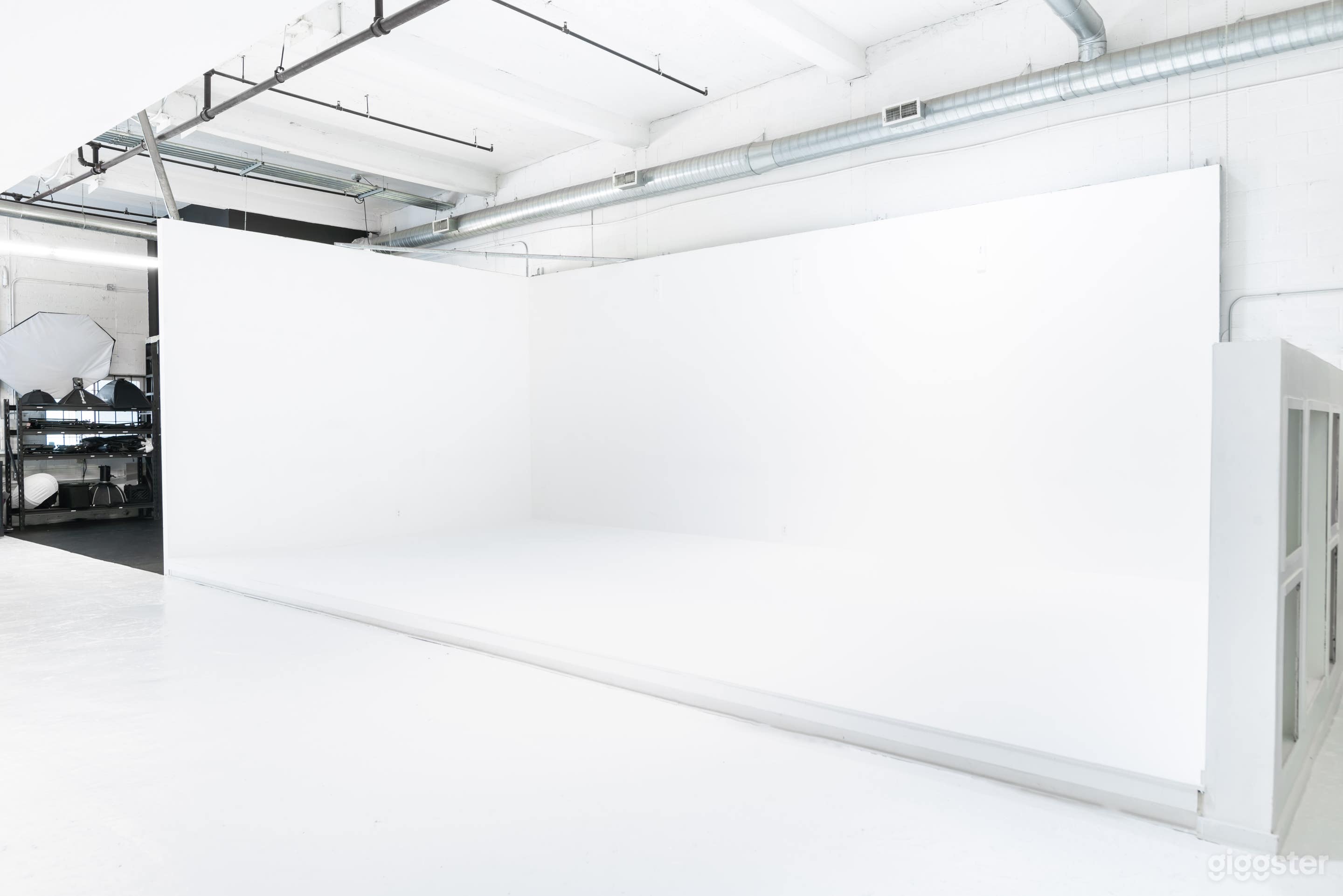 Flexible White Production Studio Space  Photo 2
