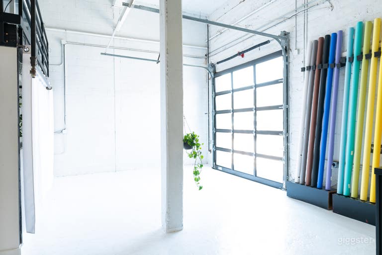 Flexible White Production Studio Space  