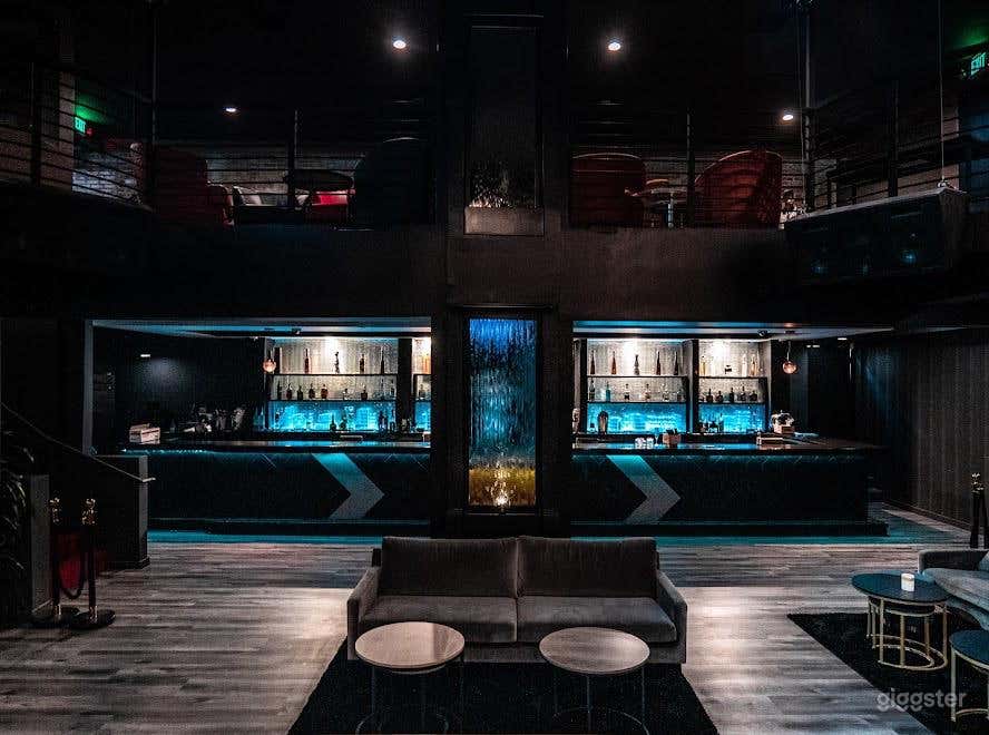 High End Lounge in Hollywood  Photo 2
