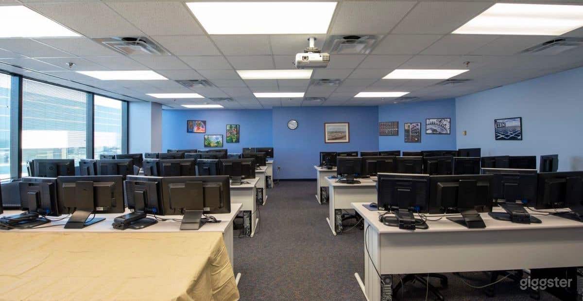 Dual-Monitor Classroom Style Training Room for Large Groups Photo 2