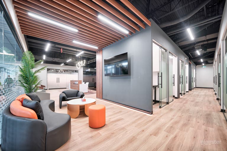  Modern and Spacious Hub Space 