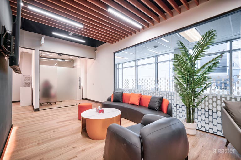  Modern and Spacious Hub Space 