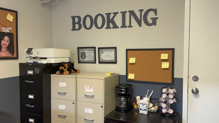  ATL Jail Cell/Police Station/Interrogation/Electrocution 