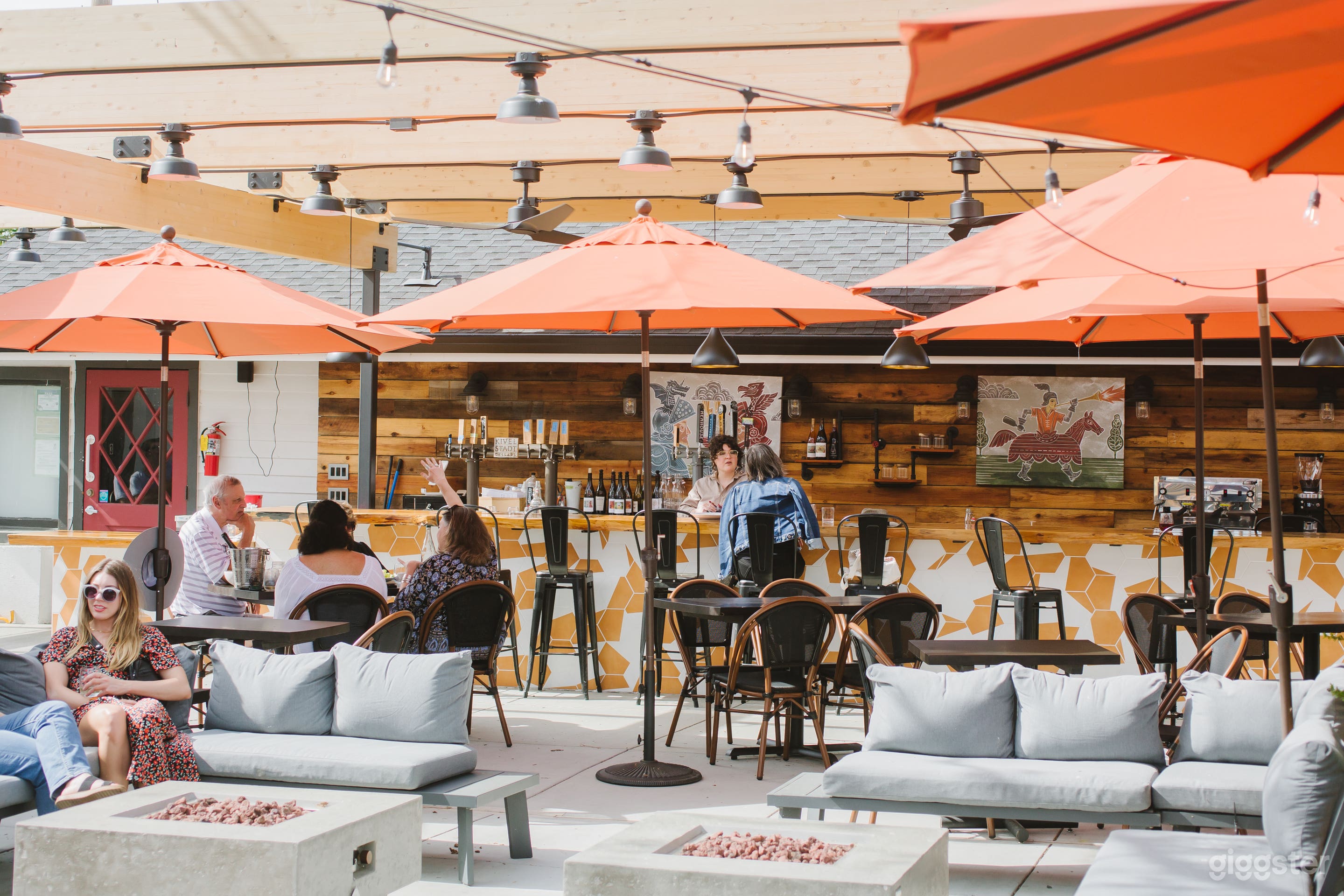 Patio Space in the heart of Sonoma Valley Photo 1