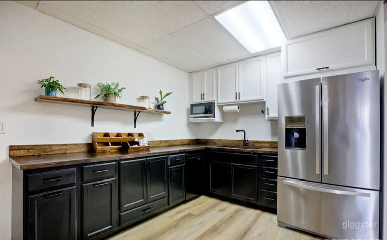  Professional, Private Meeting Space Close To Palomar Airport 