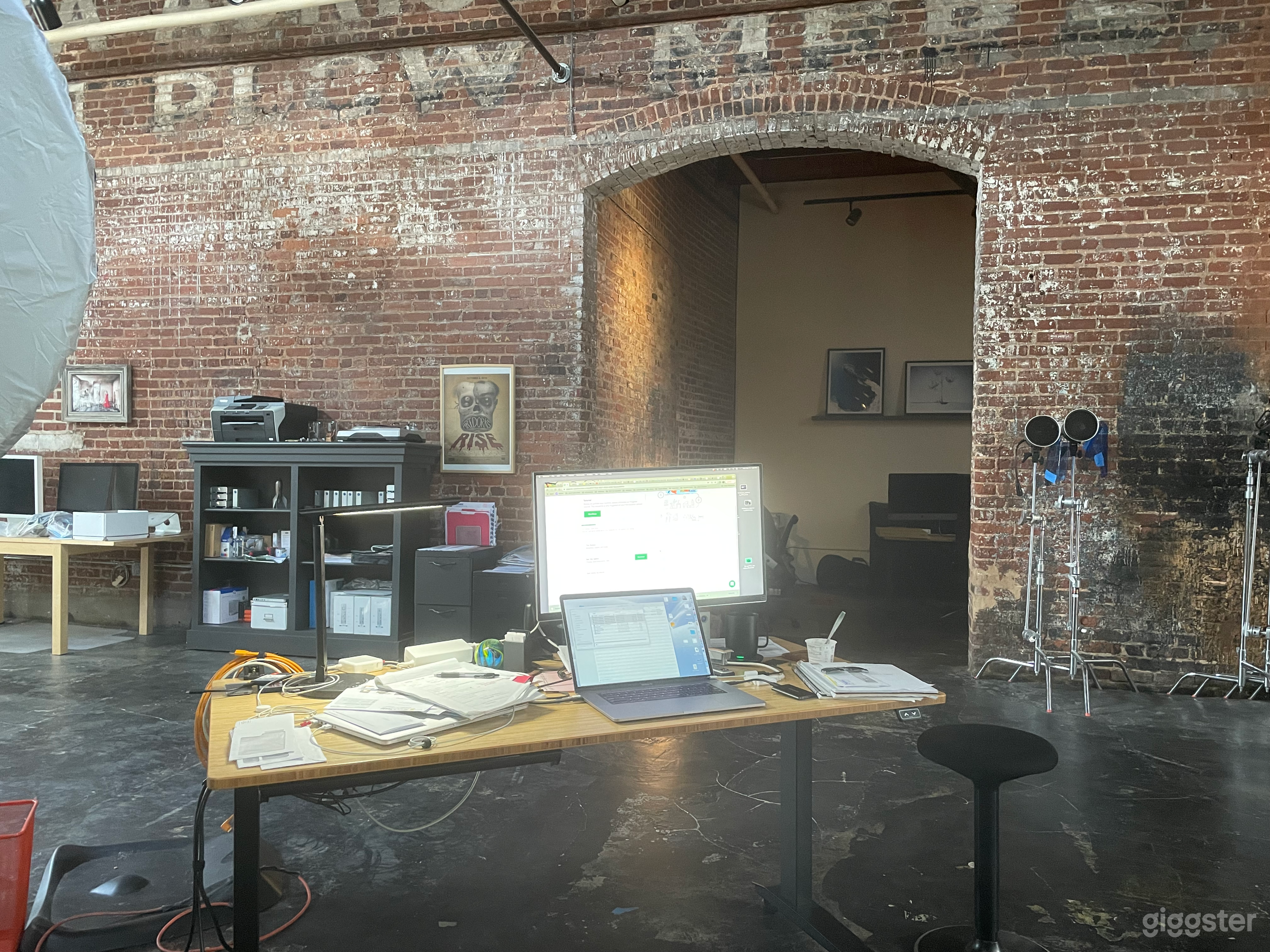 Creative Production &amp; Post-Production Studio Photo 2