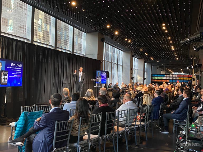  Meetings in the 5,000 sq-ft North Gallery 