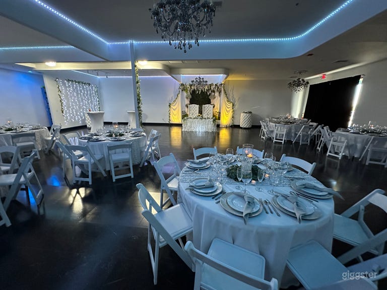  Modern Chandelier Ballroom 