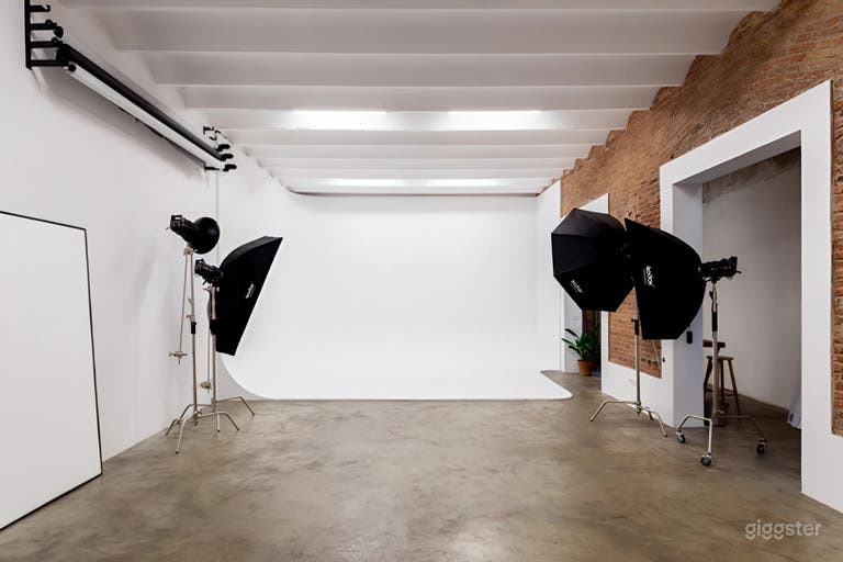  Alquiler de estudio de fotografía versátil en Barcelona 
