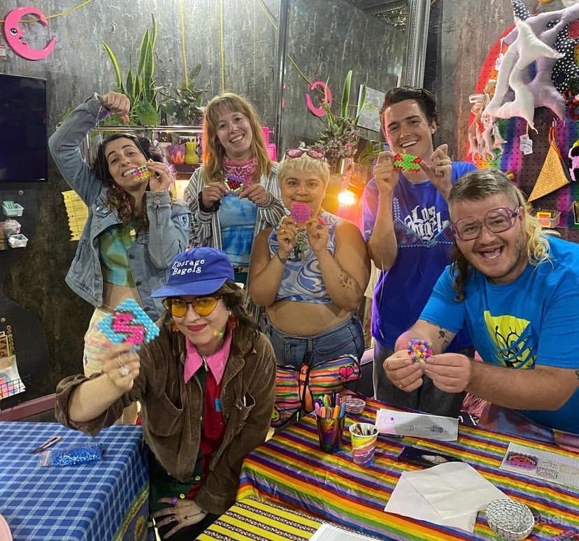 Custom Clothing Store & Studio with green screen, styling wardrobes, backgrounds, props and Parking!!!!! Photo 3