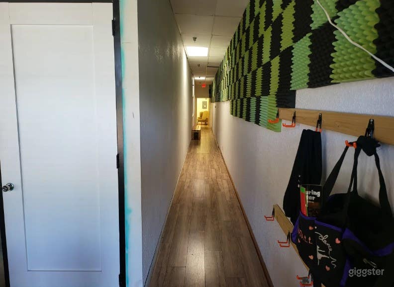 Xpressions’s for the performing arts Dance Studio Photo 2