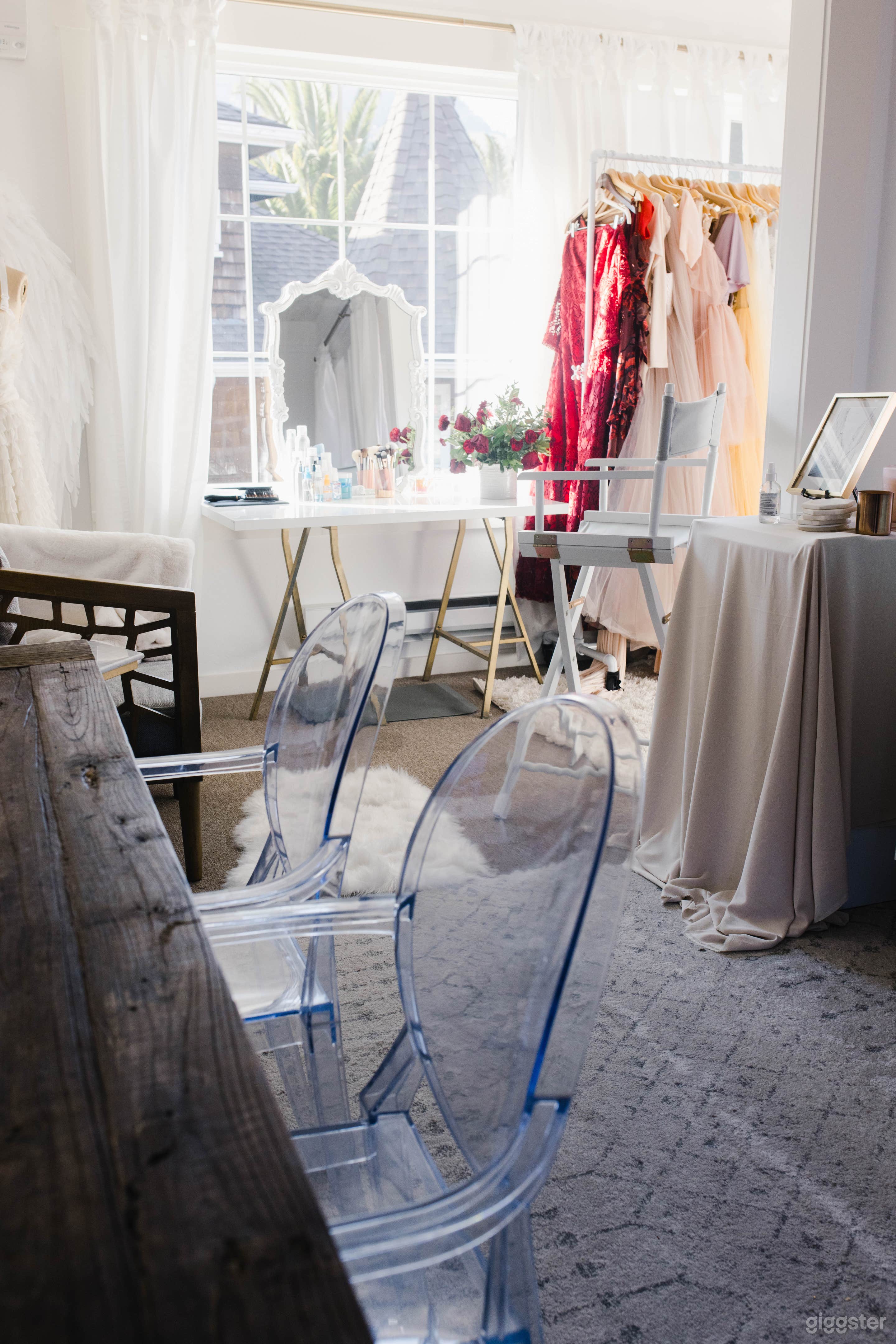 Downtown Victorian Upper Suite Photo 4