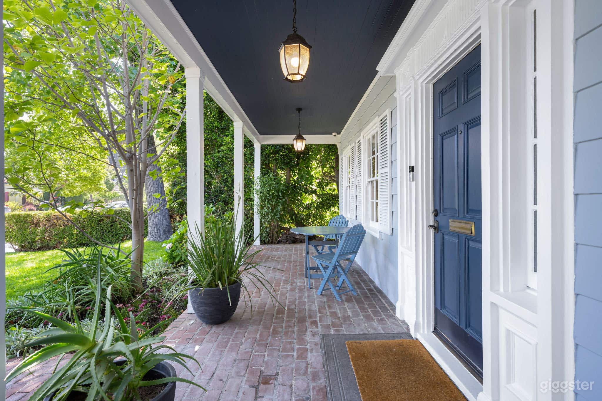 NEW Heart of LA Gem Photo 2